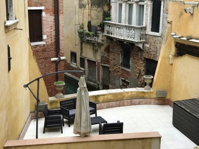 LUXURY APARTMENT San Marco Experience Venecia Exterior foto